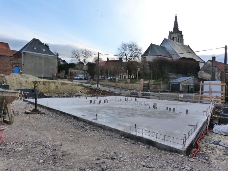 La dalle du niveau 1 est coul&eacute;e pour la maison de l&rsquo;Amiti&eacute;, rue Gobron.