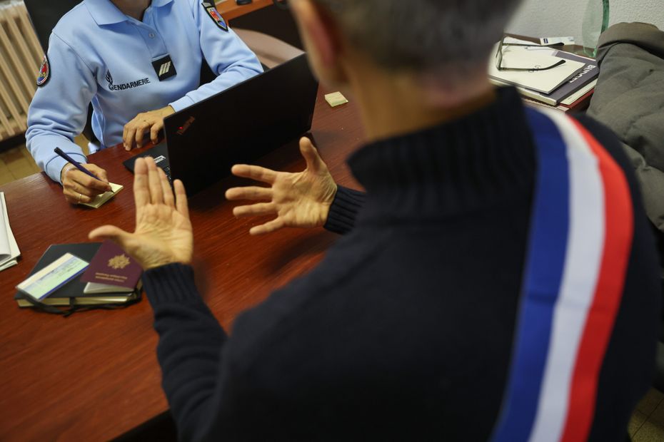 , &laquo;&nbsp;Nos concitoyens se croient tout permis&nbsp;&raquo;; Agressions, menaces, la maire de La Chapelle Neuve d&eacute;missionne