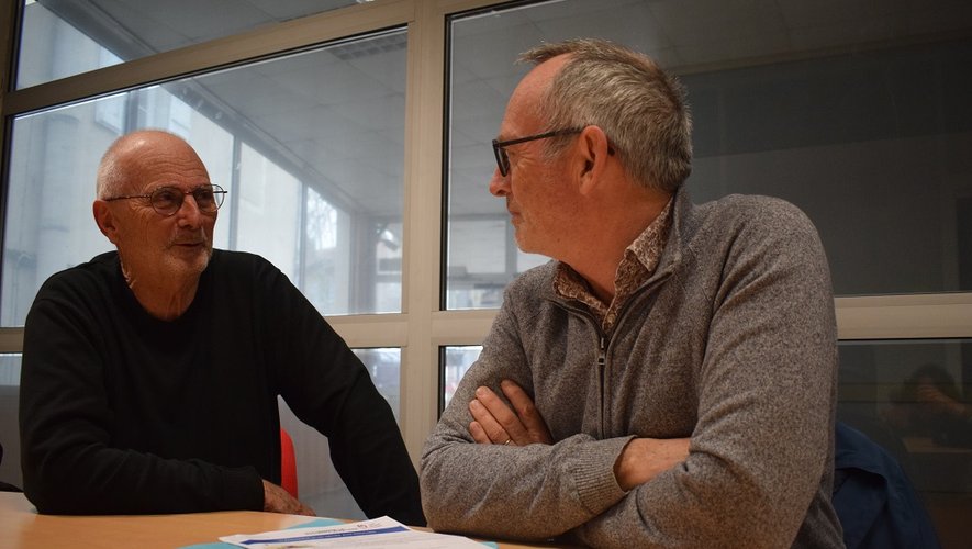 , Ils aident les &eacute;lus &agrave; annoncer les d&eacute;c&egrave;s dans les petits villages du Lot