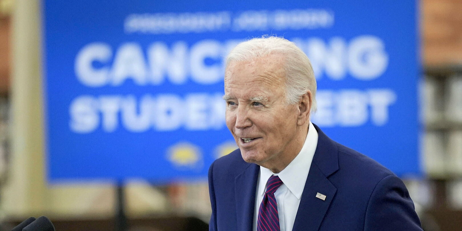 , Quand Joe Biden traite Vladimir Poutine de &laquo; fils de p&hellip; cingl&eacute;