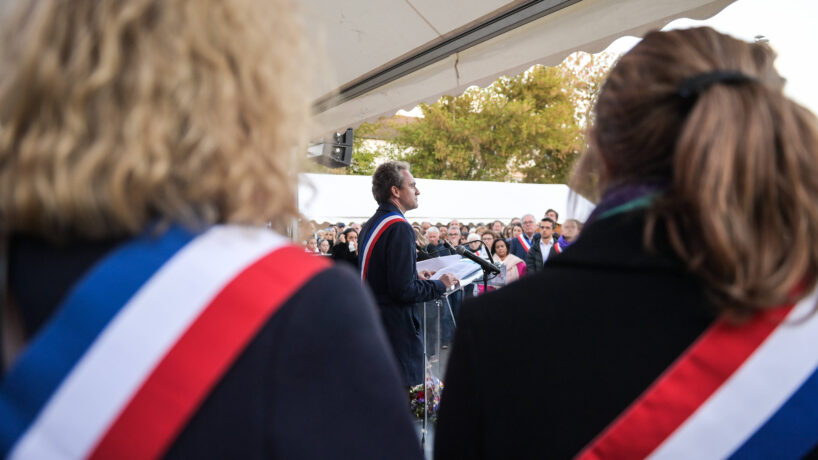 , Face &agrave; la crise des vocations des maires, le S&eacute;nat veut am&eacute;liorer les conditions du mandat d&rsquo;&eacute;lu local