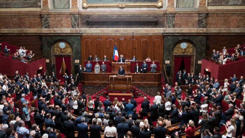 , Le Congr&egrave;s approuve &agrave; une tr&egrave;s large majorit&eacute; l&rsquo;inscription de l&rsquo;IVG dans la Constitution
