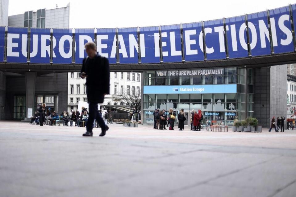 Photo prise &agrave; Bruxelles, devant le Parlement euro&eacute;pen le 21&nbsp;f&eacute;vrier 2024. 