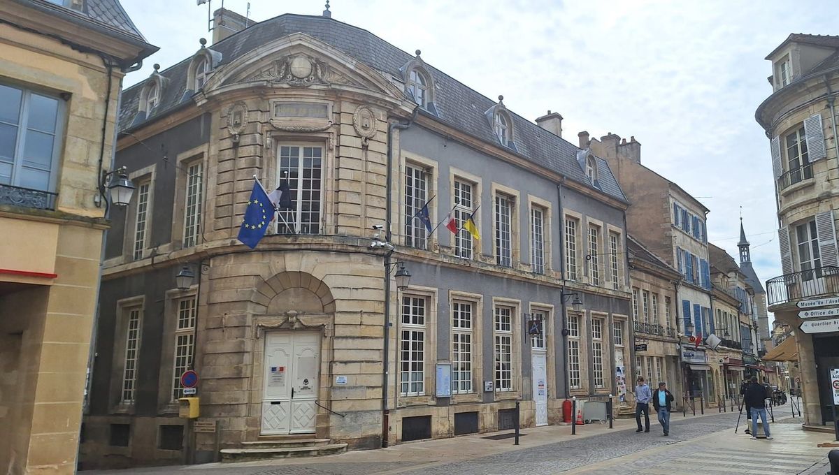 , Avallon : l&rsquo;&eacute;quipe municipale se dit &laquo;&nbsp;sid&eacute;r&eacute;e&nbsp;&raquo; apr&egrave;s la mise en examen de la maire