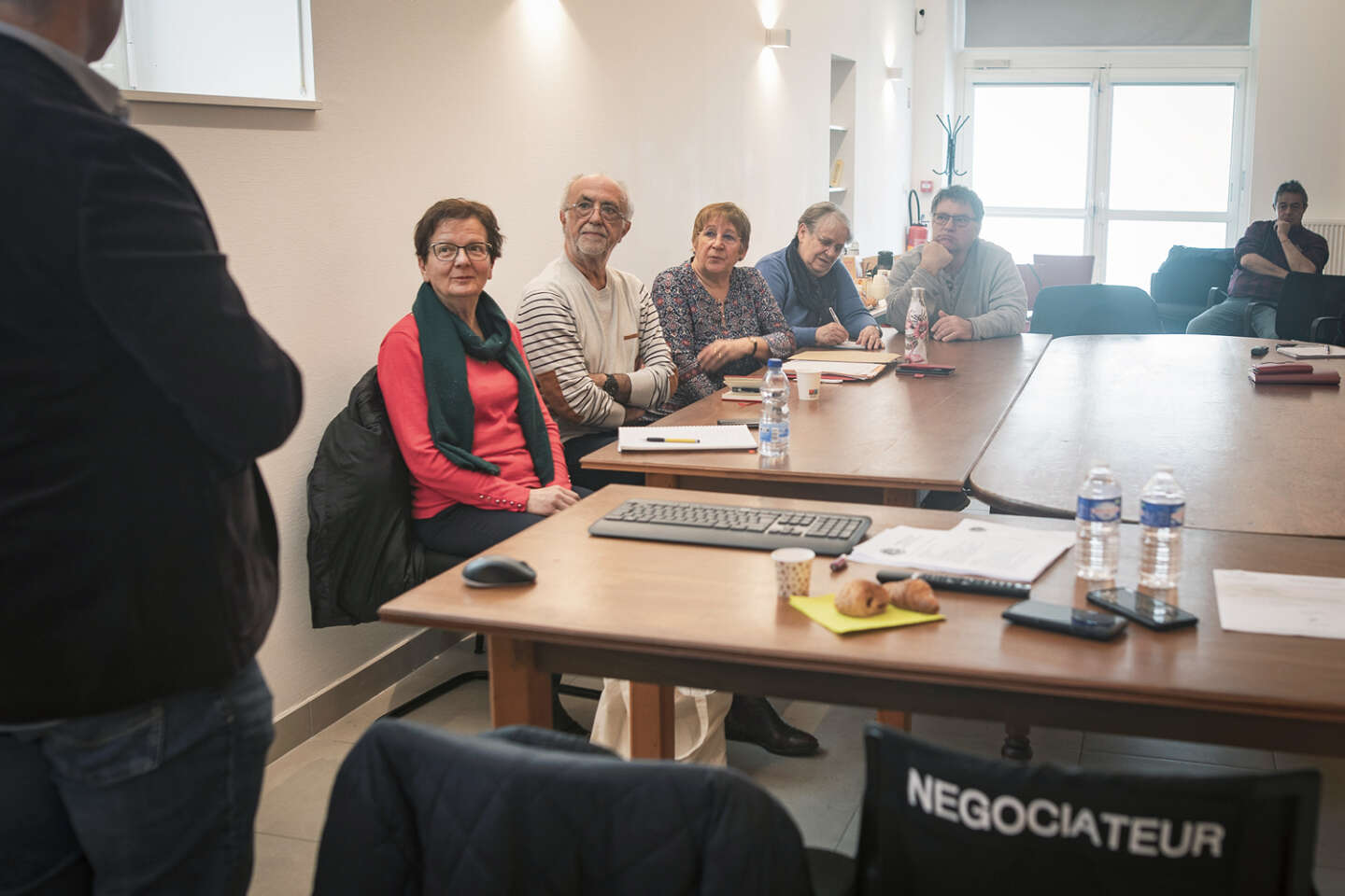 , En Charente, des maires se forment pour d&eacute;samorcer la violence de leurs administr&eacute;s