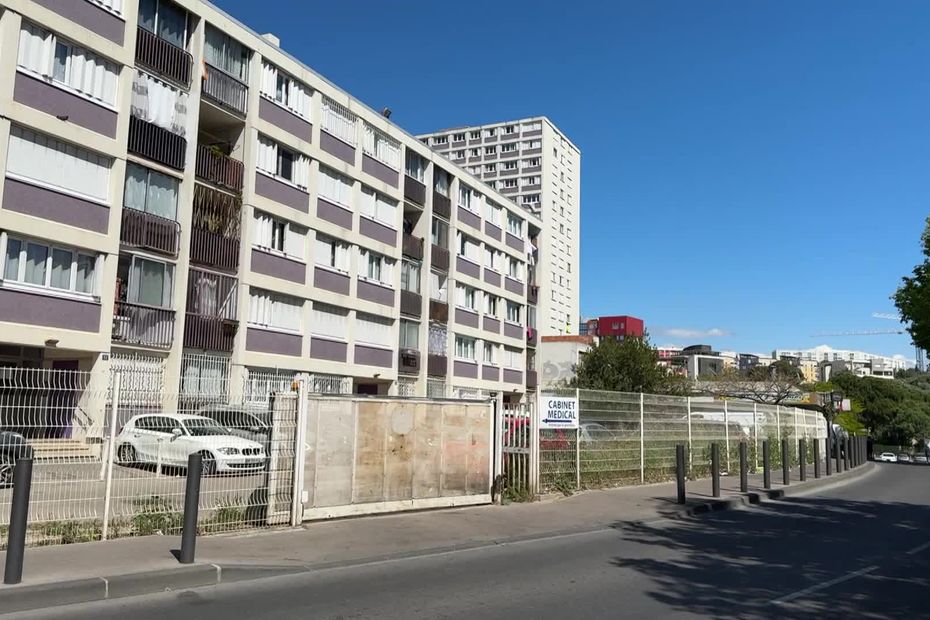, Frapp&eacute; avec sa canne puis poignard&eacute;, ce que l&rsquo;on sait de la violente agression d&rsquo;un septuag&eacute;naire &agrave; Marseille