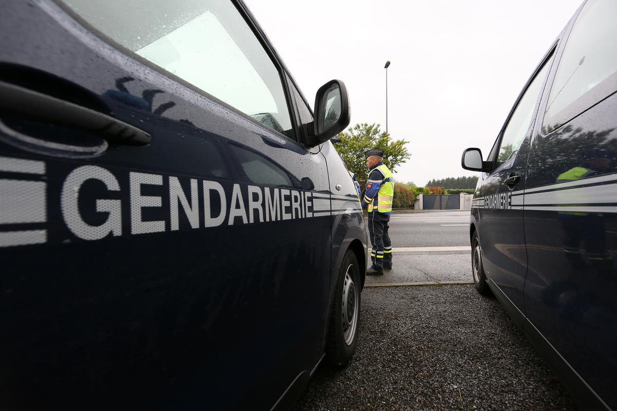 , Gironde : insultes, coup de poing, jet de chaise&hellip; que s&rsquo;est-il pass&eacute; entre le maire de Pauillac et deux administr&eacute;s