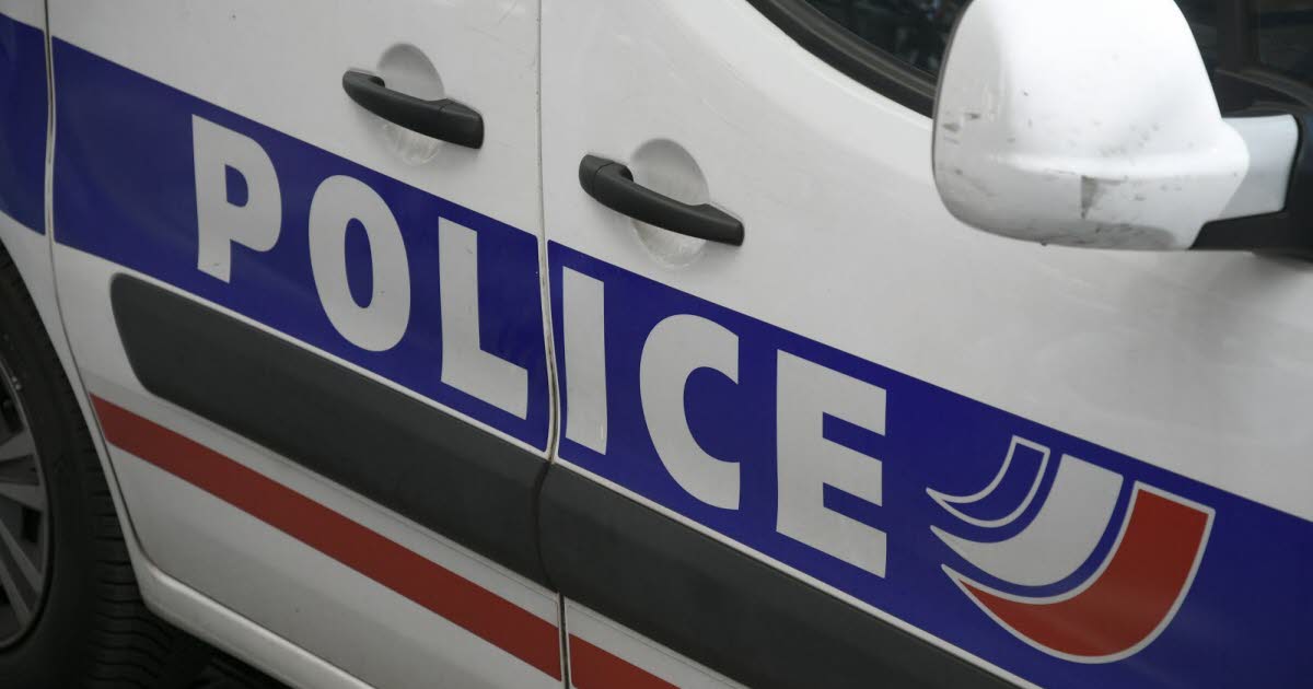 , Haute-Loire Ivre, elle agresse et menace ses voisines avec un couteau