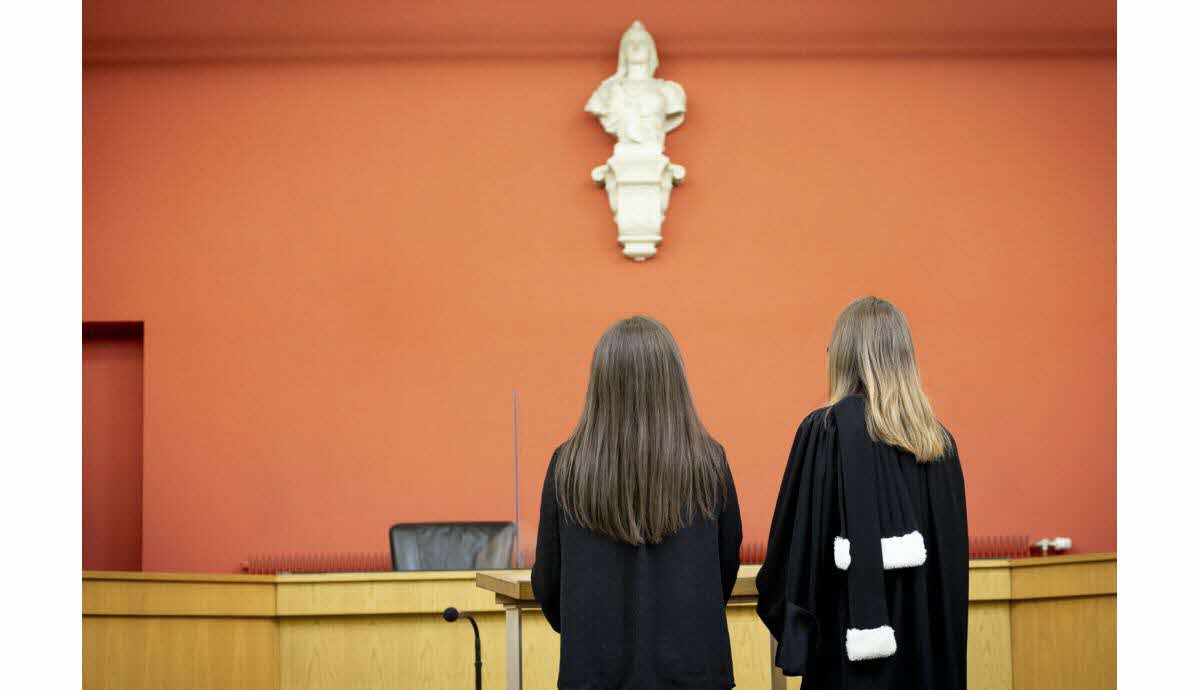 , Jura Agression sexuelle incestueuse: &laquo;Tu &eacute;tais comme un p&egrave;re pour moi, mais tu m&rsquo;as aussi d&eacute;truite&raquo;