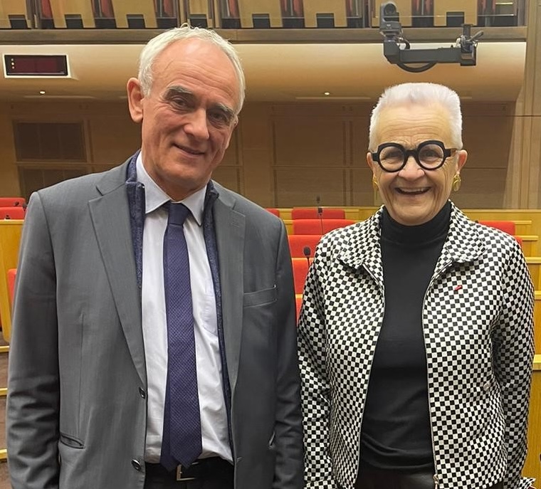 , &laquo;&nbsp;Les r&egrave;gles doivent changer&nbsp;&raquo; : modifier le statut de l&rsquo;&eacute;lu, une &laquo;&nbsp;urgence d&eacute;mocratique&nbsp;&raquo;