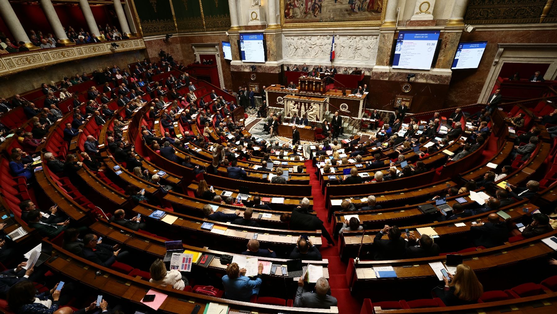 , Modifier la loi sur la presse pour prot&eacute;ger les &eacute;lus : la mesure heurte journalistes et m&eacute;dias