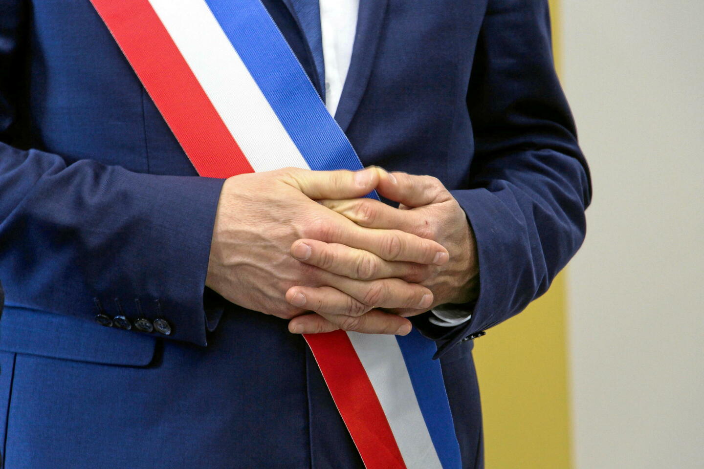 , Nord : Menac&eacute; de mort par des squatteurs, un maire envisage de d&eacute;missionner