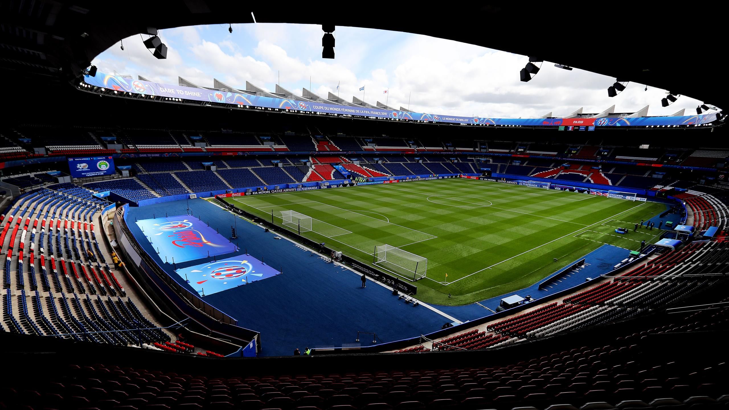 , PSG – Parc des Princes : Val&eacute;rie P&eacute;cresse sonde des &eacute;lus d&rsquo;&Icirc;le-de-France pour construire un nouveau stade pour le PSG