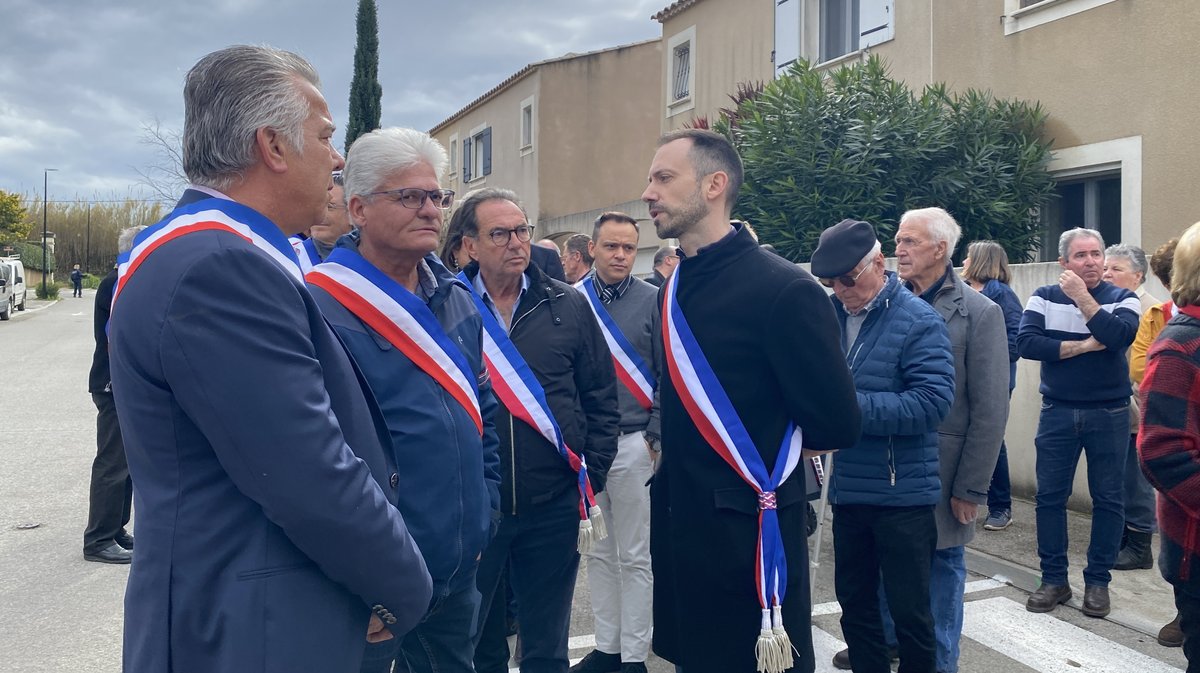 , Un rassemblement &agrave; Beauvoisin pour dire Non aux menaces et aux violences faites aux &eacute;lus