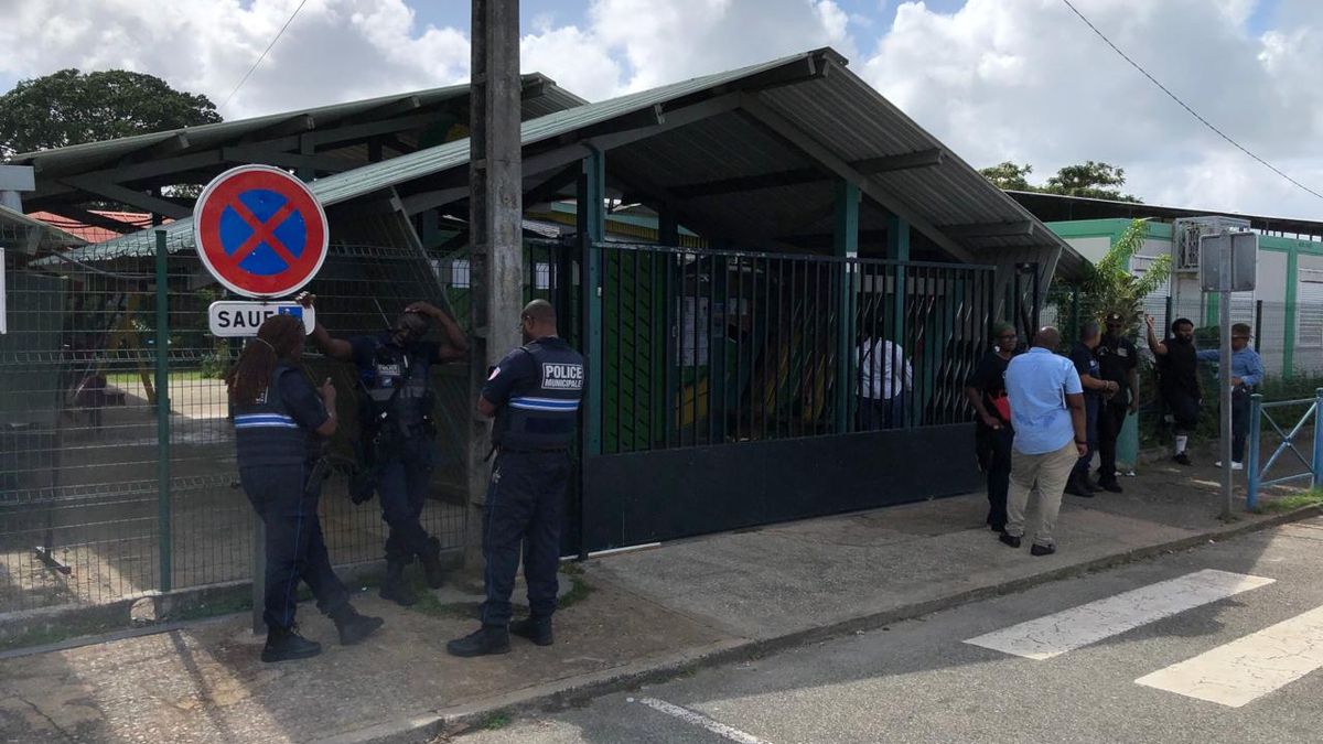 , Violences r&eacute;p&eacute;t&eacute;es devant l&rsquo;&eacute;cole Abriba &agrave; Matoury, le personnel d&eacute;nonce l&rsquo;ins&eacute;curit&eacute;