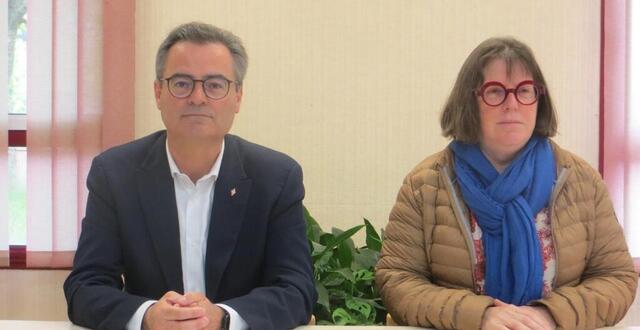 photo freddy hervochon, maire de bouaye, a &eacute;t&eacute; menac&eacute; de mort, jeudi 9&nbsp;mai. l&rsquo;&eacute;quipe municipale lui apporte son soutien, dont bernadette bertet, premi&egrave;re adjointe. 