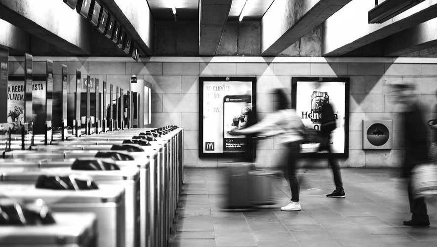 , Attaque au couteau dans le m&eacute;tro de Lyon : deux bless&eacute;s en &eacute;tat d&rsquo;urgence absolue, ce que l&rsquo;on sait de l&rsquo;agression