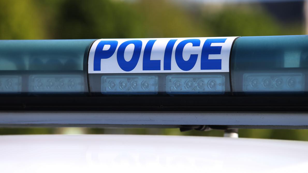 , Ivre, elle insulte les policiers