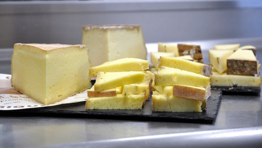 , Vols, agressions : la jeune fromag&egrave;re oblig&eacute;e de travailler volet ferm&eacute; dans son magasin