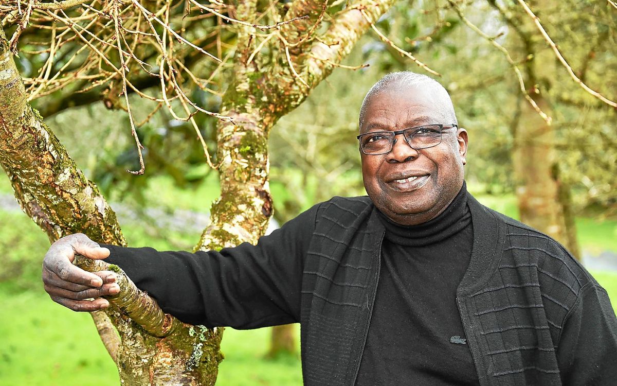 , Binationaux : victime d&rsquo;une agression raciste, Kofi Yamgnane s&rsquo;indigne