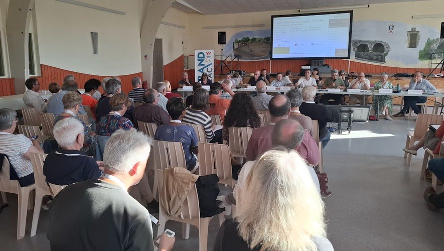 , Figeac. Une motion contre les violences envers les &eacute;lus