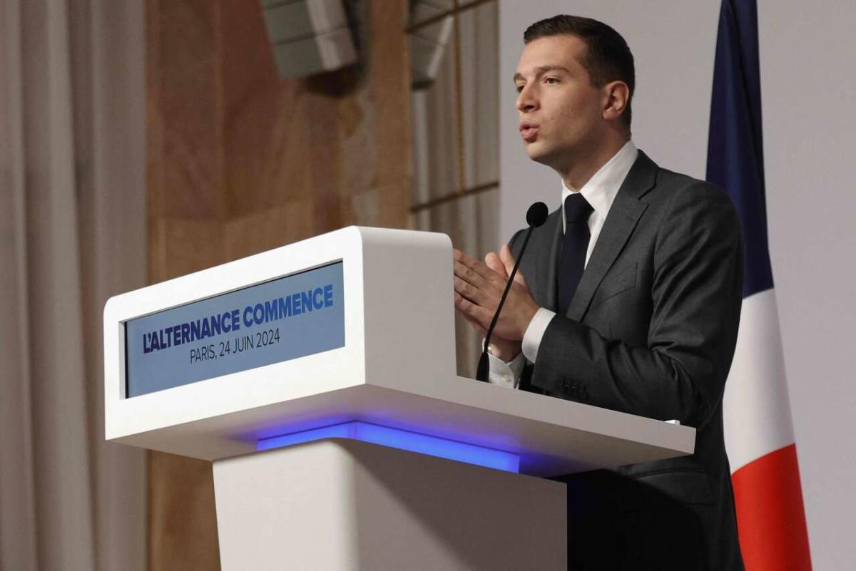 , Jordan Bardella pr&eacute;sente son programme et se dit pr&ecirc;t &agrave; gouverner pour ramener &ldquo;l&rsquo;ordre&rdquo; dans le pays