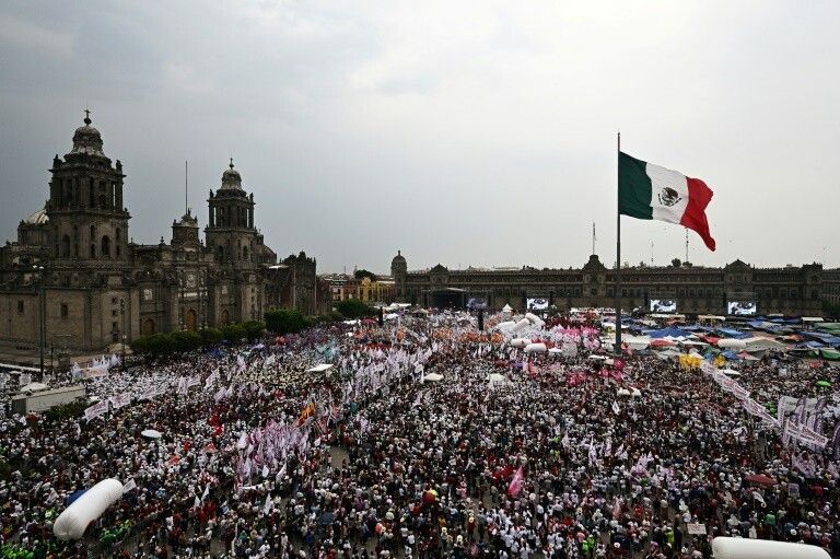 , Mexique: l&rsquo;&eacute;lection &laquo;&nbsp;historique&nbsp;&raquo; de Sheinbaum salu&eacute;e dans le monde, ent&acirc;ch&eacute;e par la violence