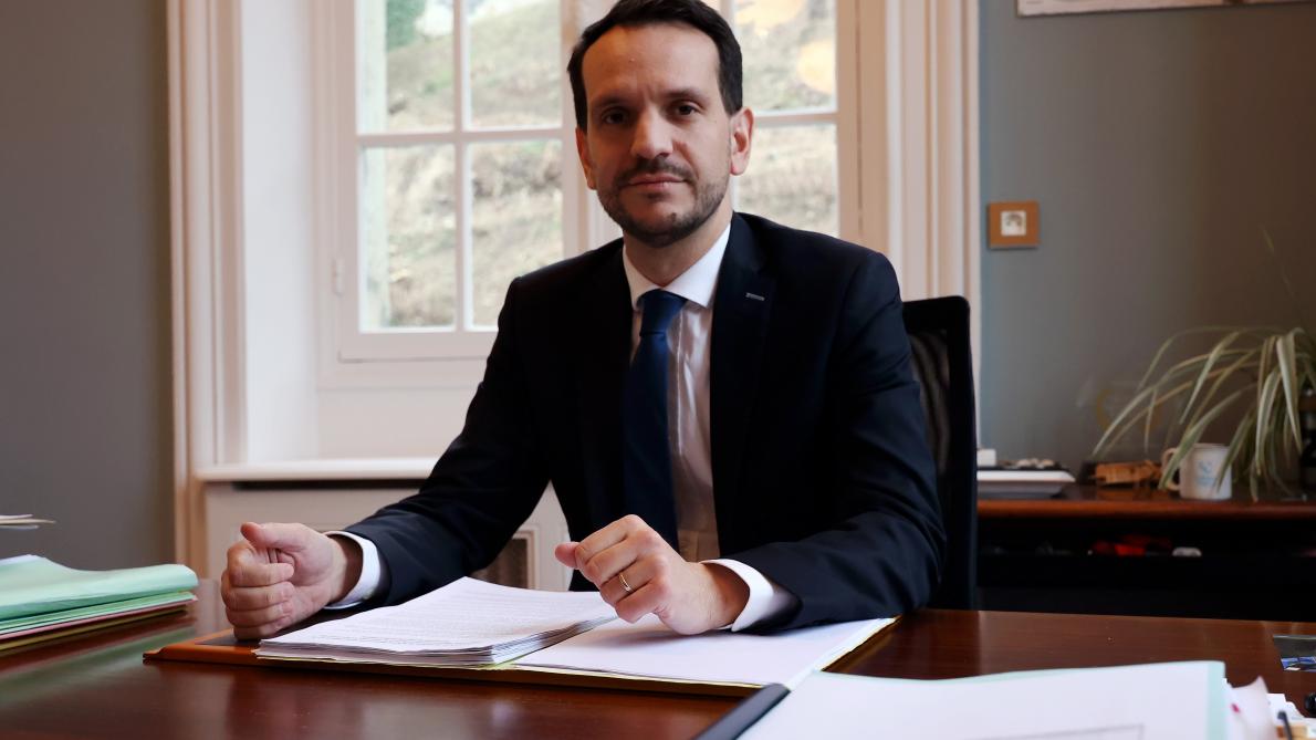 , S&eacute;bastien Eug&egrave;ne, maire de Ch&acirc;teau-Thierry : &laquo; On ne voit pas le d&eacute;put&eacute; et surtout il ne nous aide pas