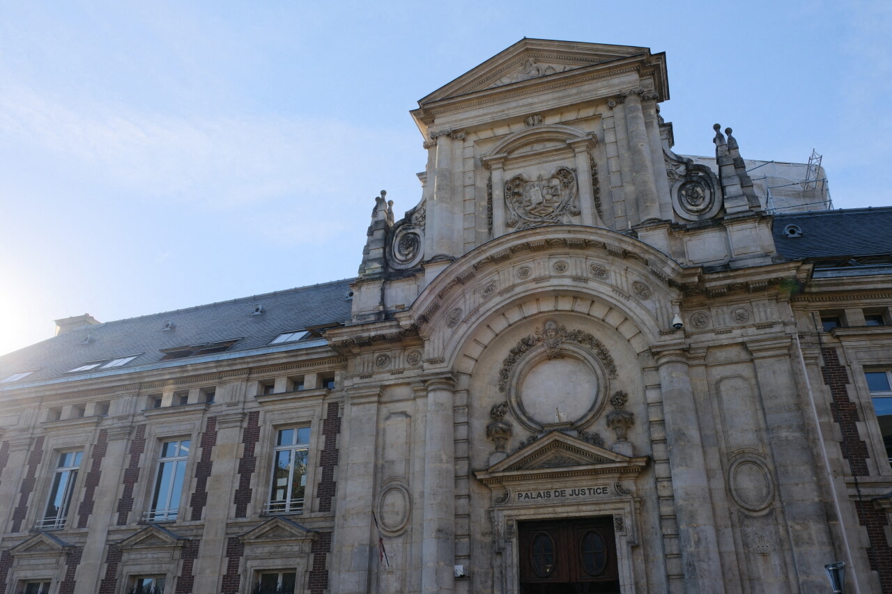 , Tout juste sorti de prison, il agresse l&rsquo;adjointe au maire de Conches-en-Ouche