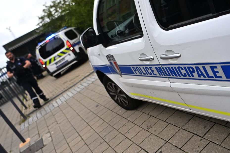, Un homme abattu par la police municipale suite &agrave; une agression au tournevis