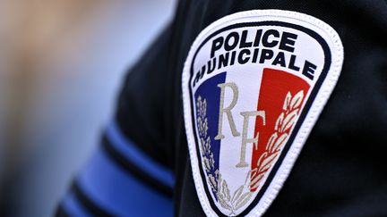 Un &eacute;cusson de la police municipale. (ALEXANDRE MARCHI / MAXPPP)