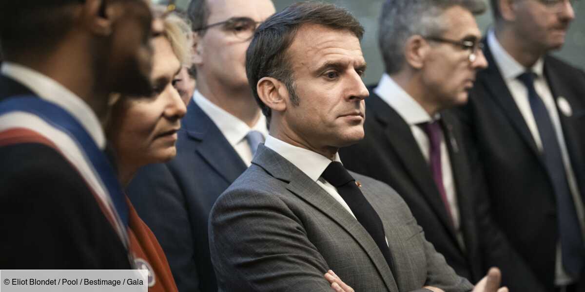 , Emmanuel Macron marqu&eacute; : ces SMS d&rsquo;insultes venus de son propre camp