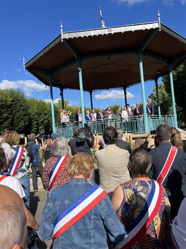 , Mobilisation in&eacute;dite des &eacute;lus en Deux-S&egrave;vres contre les violences redout&eacute;es des activistes &laquo;&nbsp;anti-bassines&nbsp;&raquo;
