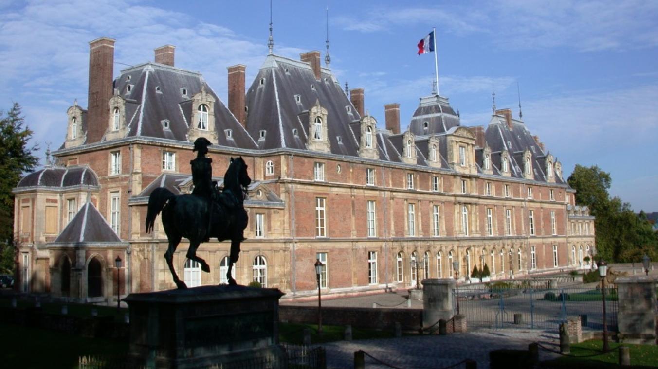 , Un homme de 60 ans condamn&eacute; pour insultes au maire de la ville d&rsquo;Eu et &agrave; deux de ses adjoints