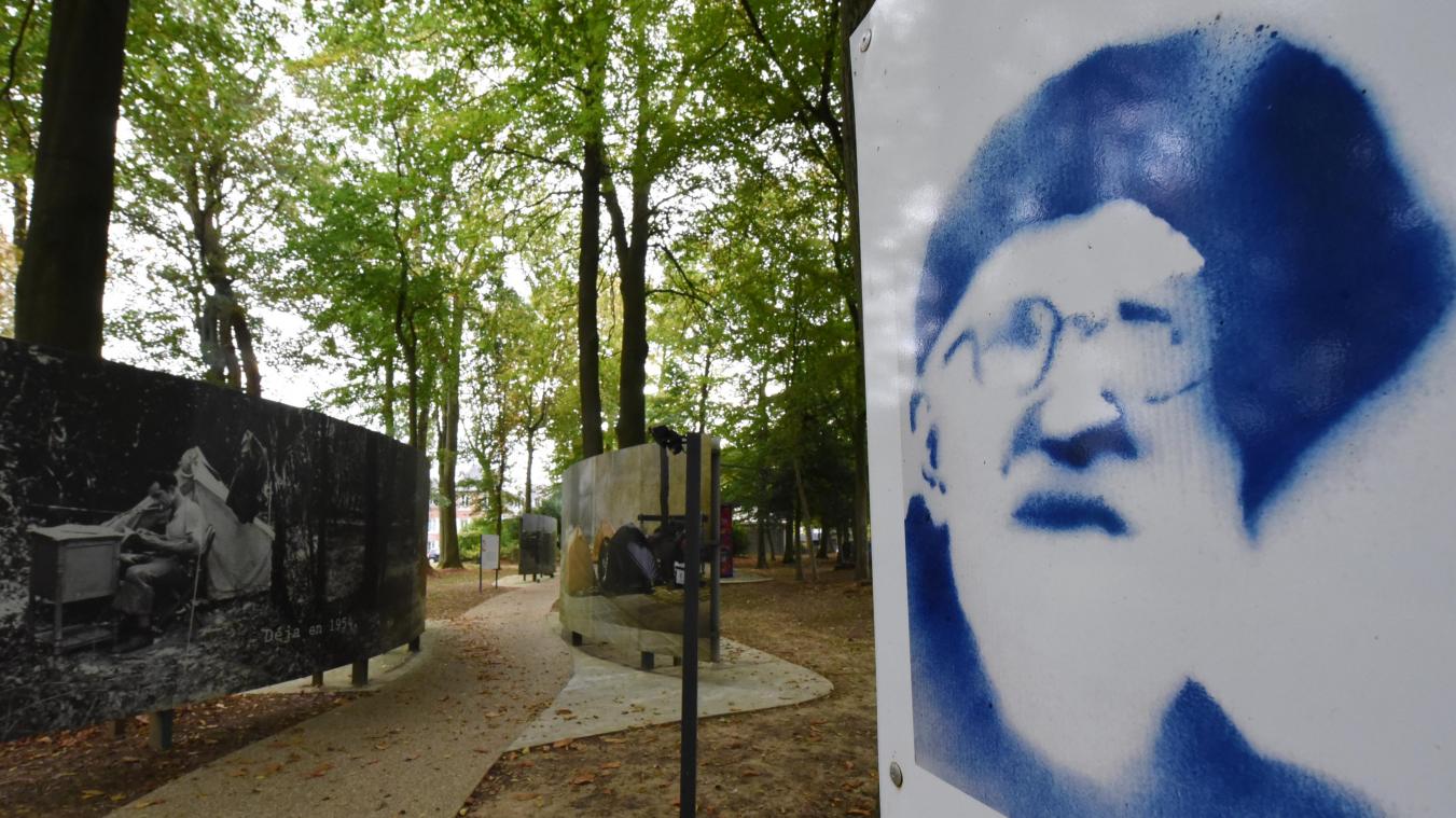 , &Agrave; Esteville, pr&egrave;s de Rouen, faut-il pr&eacute;server le nom de l&rsquo;&eacute;cole abb&eacute; Pierre ? Le maire se donne le temps