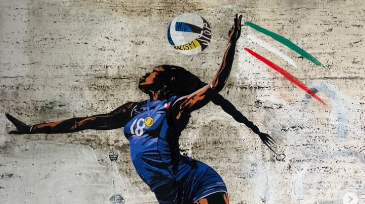 , &Agrave; Rome, un acte raciste sur une fresque repr&eacute;sentant Paola Egonu, une volleyeuse championne olympique