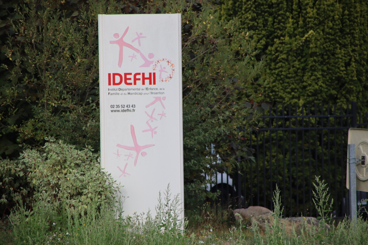 Surcapacit&eacute;, violences, manque de formation... La situation &agrave; l'Idefhi inqui&egrave;te.