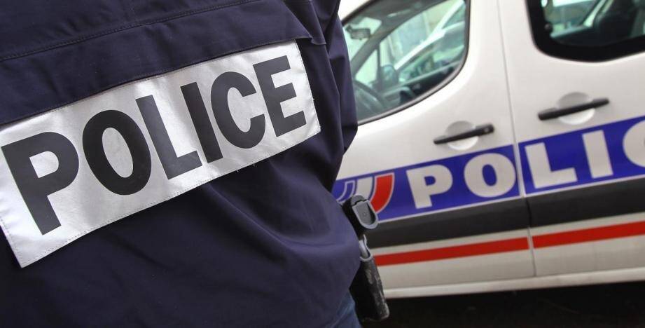 , Il avait impos&eacute; une fellation &agrave; un mineur, un &eacute;lu plac&eacute; en d&eacute;tention provisoire pour viol