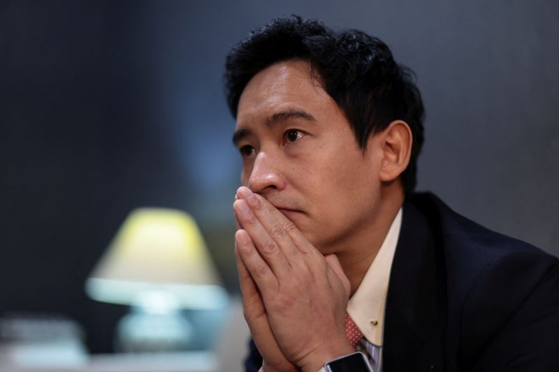 , La politique tha&iuml;landaise sur la sellette alors qu&rsquo;un tribunal d&eacute;cide du sort d&rsquo;un parti anti-establishment