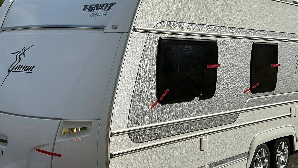 , Apr&egrave;s l&rsquo;agression du maire de Kuntzig, 70 caravanes tentent de s&rsquo;installer dans une ambiance tendue
