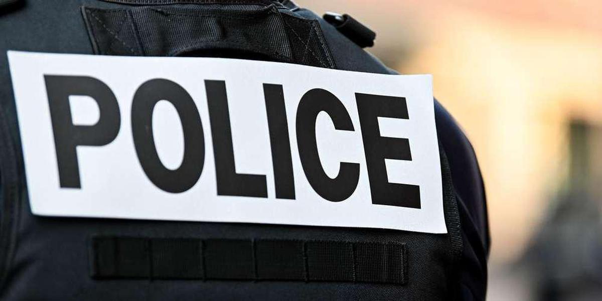 , Le maire de Saint-Brieuc agress&eacute; au couteau dans un bar, le suspect hospitalis&eacute; en psychiatrie