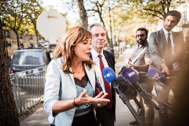 Carole Delga et Renaud Muselier prennent la parole devant des journalistes &agrave; Paris, le 29&nbsp;ao&ucirc;t&nbsp;2024.
