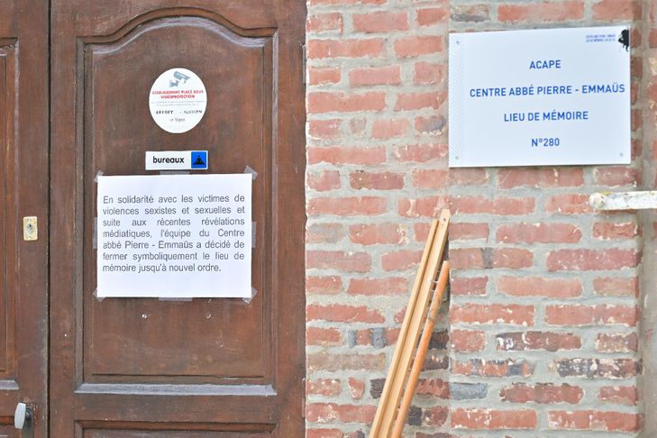Nouvelles accusations de violences sexuelles contre l'Abb&eacute; Pierre, sa Fondation va changer de nom
