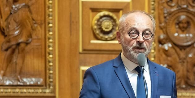 , Agression de Sandrine Josso: la d&eacute;mission du s&eacute;nateur Jo&euml;l Guerriau r&eacute;clam&eacute;e par une centaine d&rsquo;&eacute;lus