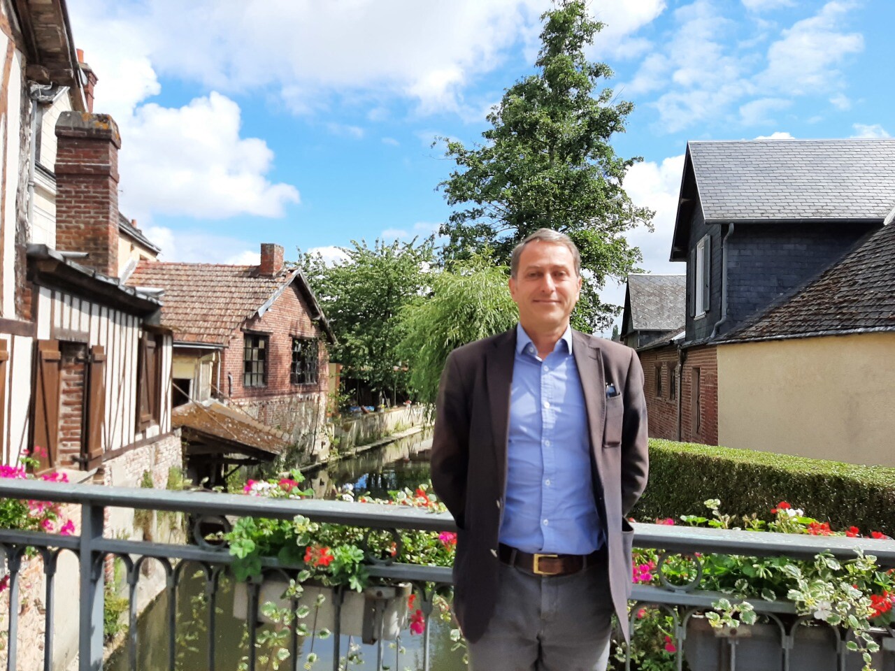 , Bernay. Municipales 2026 : la grande h&eacute;sitation d&rsquo;un &eacute;lu d&eacute;courag&eacute; par ce mandat