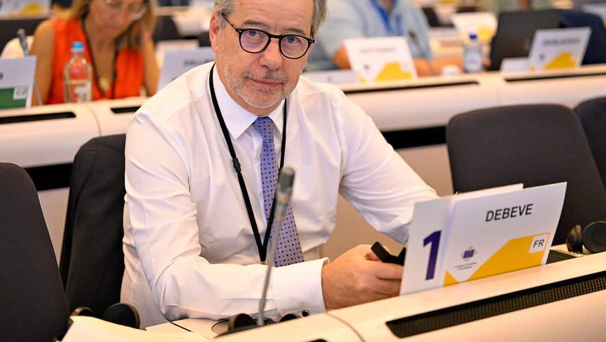 , Christian Deb&egrave;ve, conseiller r&eacute;gional du Grand Est, mis en examen et t&eacute;moin assist&eacute; pour agressions sexuelles sur des &eacute;lues locales