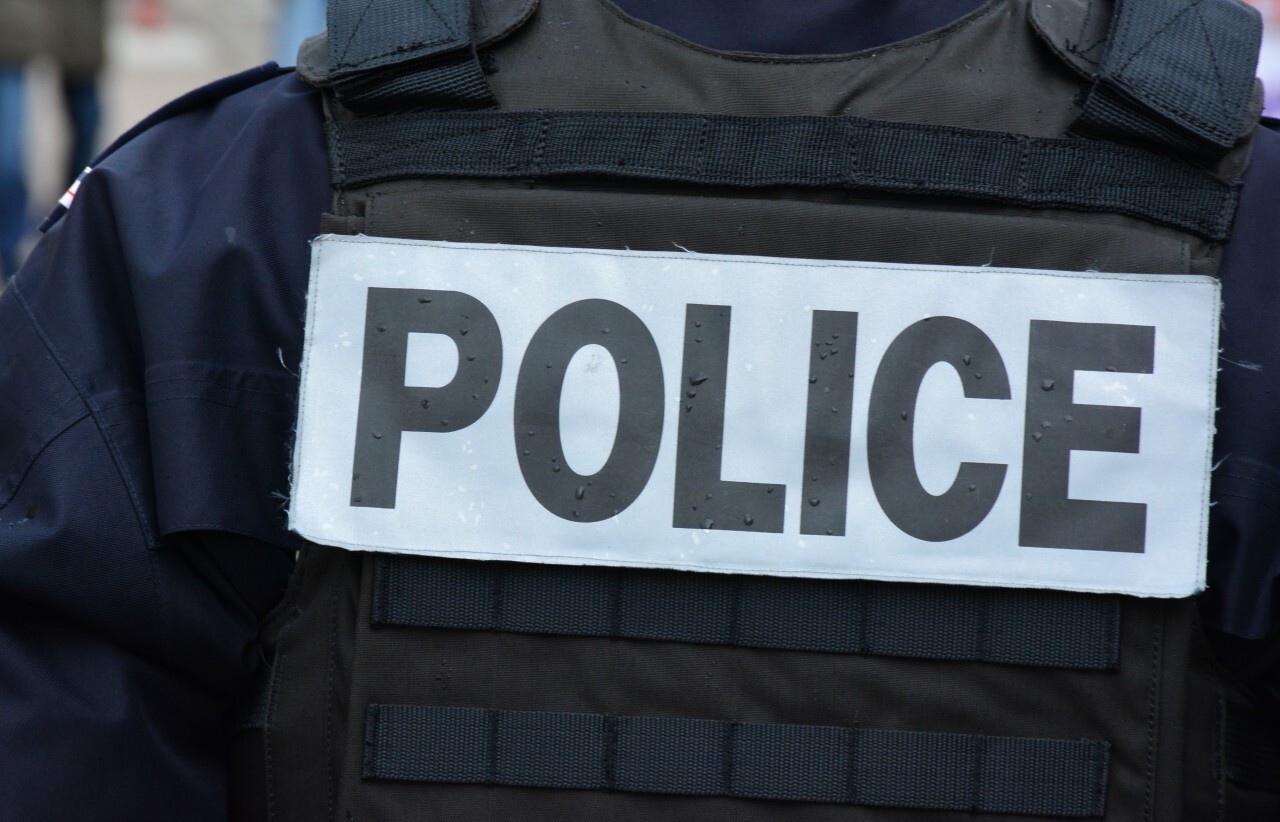 , Agressions de policiers lors de violences urbaines &agrave; &Eacute;vreux : le maire r&eacute;agit
