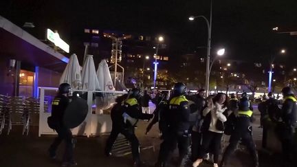 Amsterdam : la maire d&eacute;nonce "un cocktail toxique d'antis&eacute;mitisme et d'hooliganisme", apr&egrave;s une nouvelle nuit de violences
