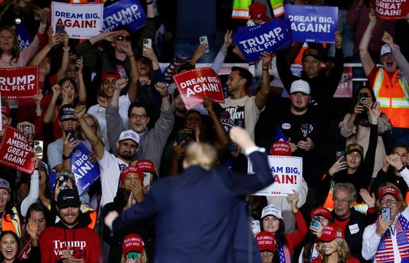 Donald Trump lors d&rsquo;un meeting, le 1er novembre 2024&nbsp;dans le Wisconsin.