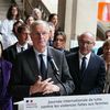 Le Premier Ministre Michel Barnier &agrave; la Maison des femmes &agrave; l'H&ocirc;tel-Dieu, &agrave; Paris, lundi 25 novembre, pour la journ&eacute;e internationale de lutte contre les violences faites aux femmes (DIMITAR DILKOFF / AFP)